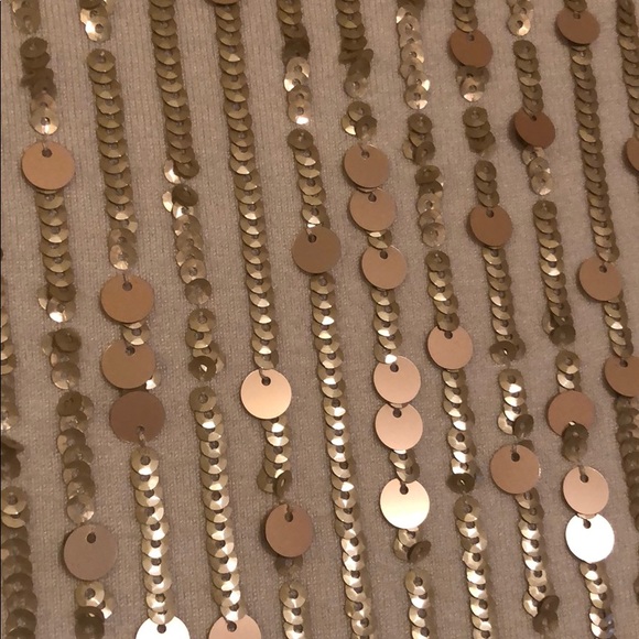 Top - Picture 2 of 5